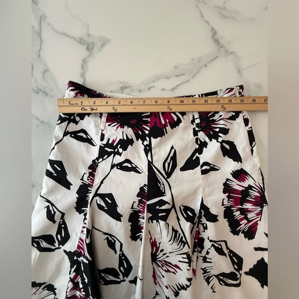 Martha B Floral A-Line Skirt - Black and White size 8
